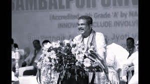 Union minister calls for Indianised education