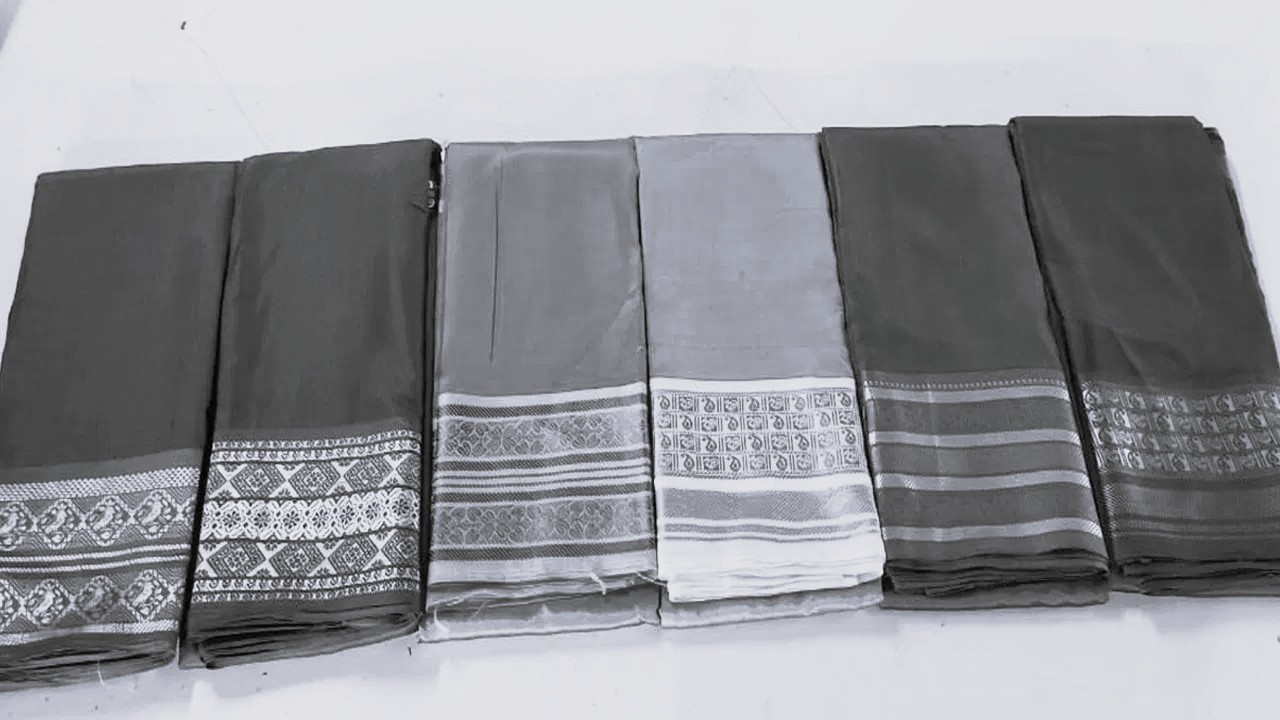 Bathukamma sarees turn into political weapon