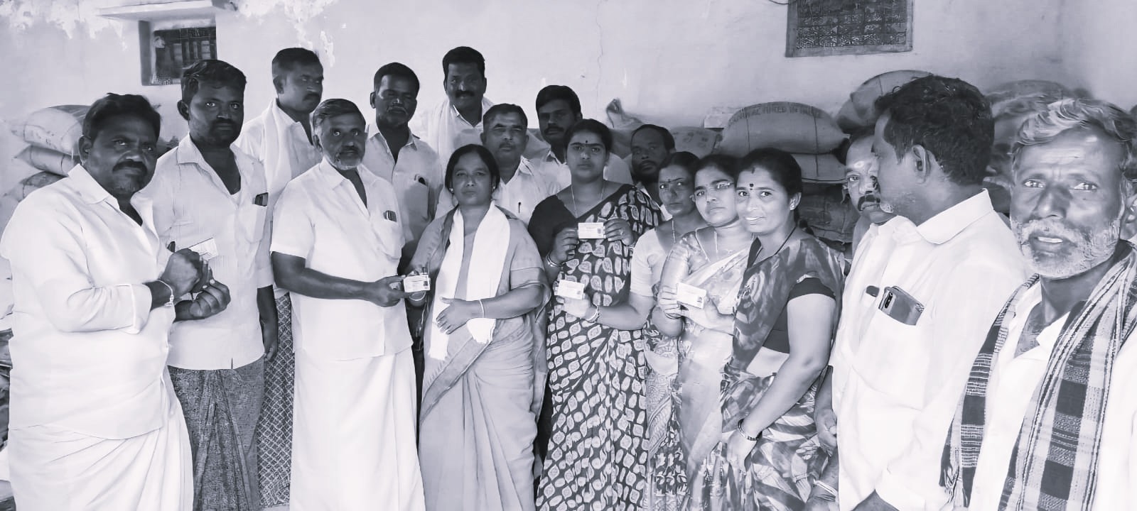 Prakash Reddy looted hundreds of crores, accuses Paritala Sunitha