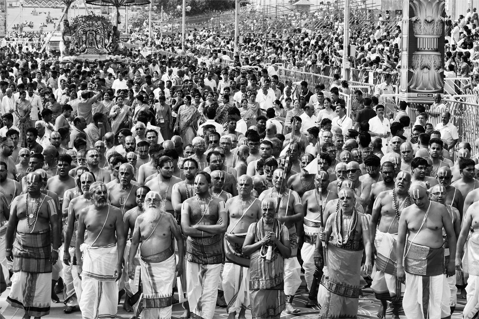 వయోవృద్ధుల దర్శనంపై వదంతులు నమ్మొద్దు : టీటీడీ