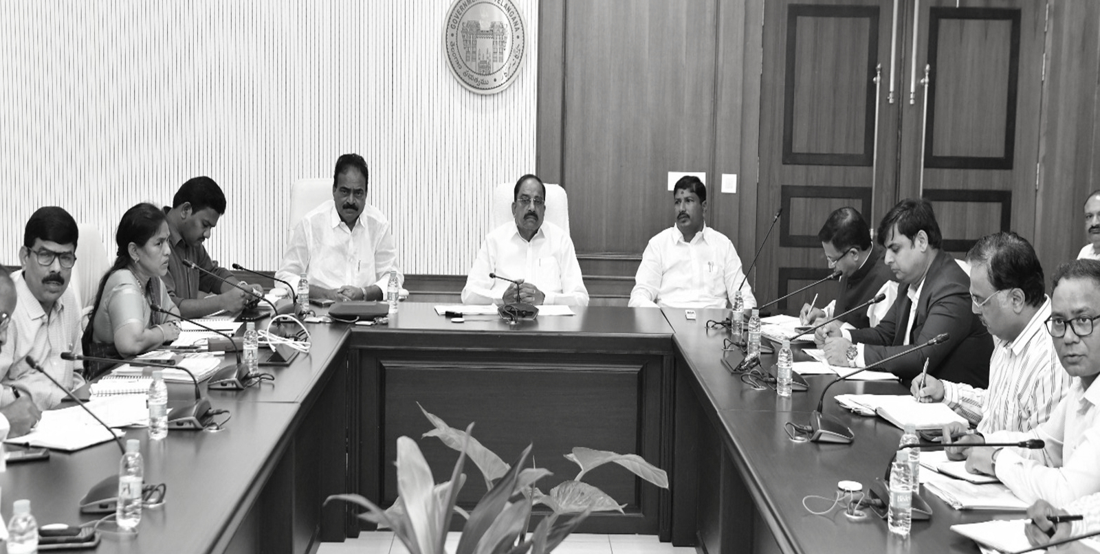 T’gana Agri Minister reviews cotton procurement