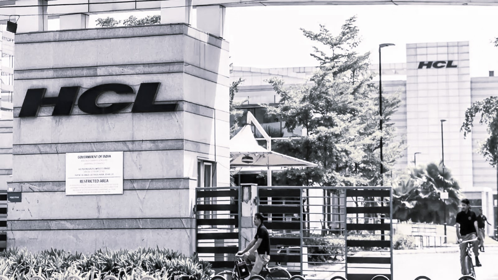 HCLTech posts ₹4,235 Cr Q2 profit, to merge variable pay into fixed salaries