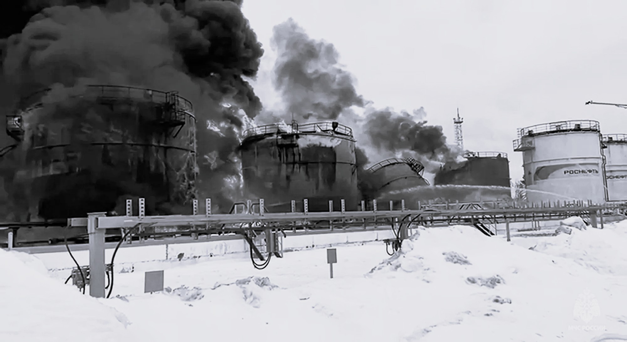 Drone strikes disrupt Russian gas supplies; Trump says Ukraine might have to give up territory