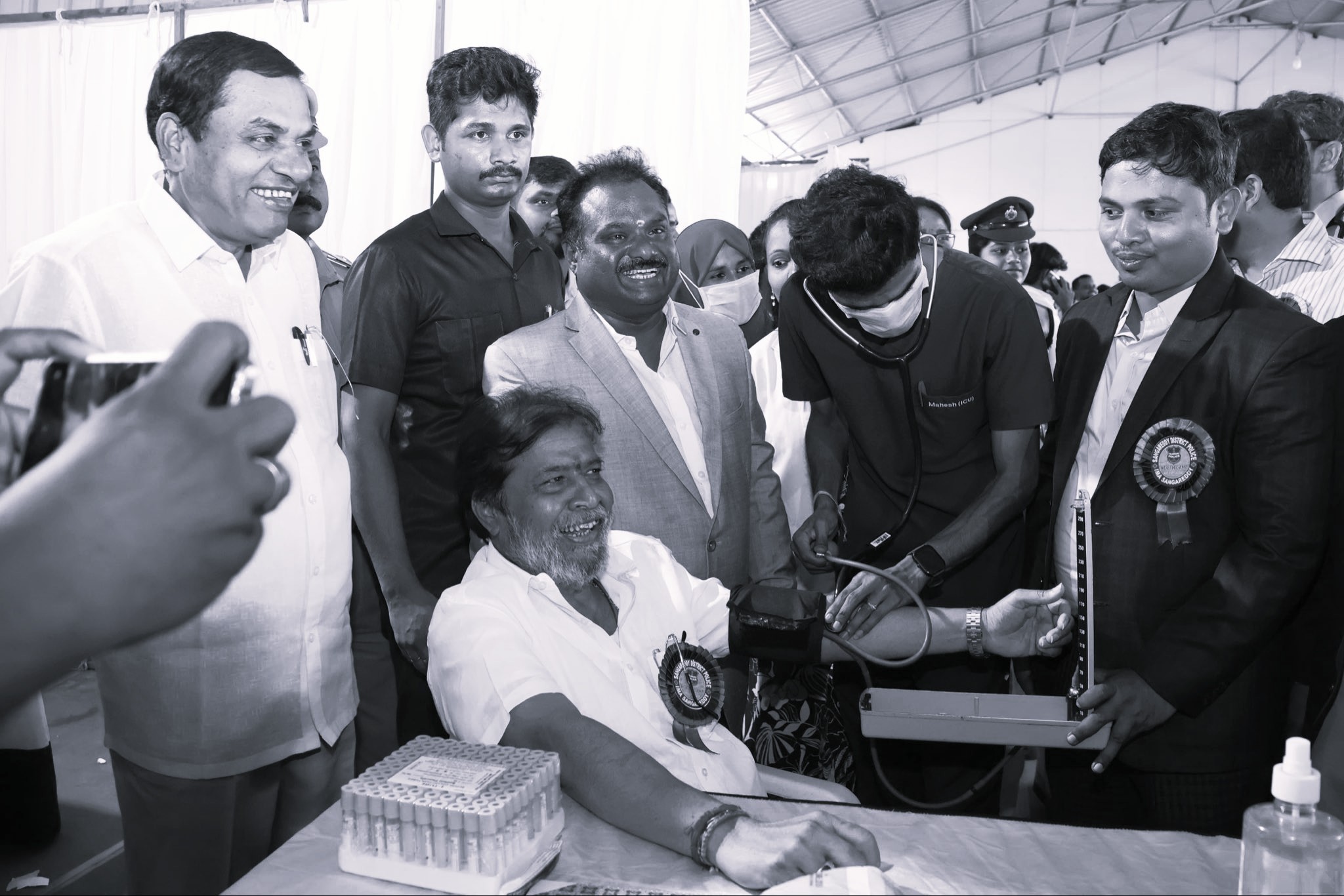పోలీసు కుటుంబాల ఆరోగ్య భద్రతే ప్రభుత్వ లక్ష్యం: మంత్రి దామోదర్