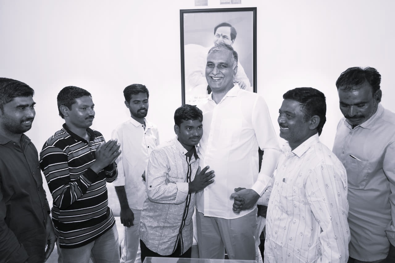 జోర్డాన్లో చిక్కుకున్న 12 మంది వలస కార్మికులు స్వదేశానికి