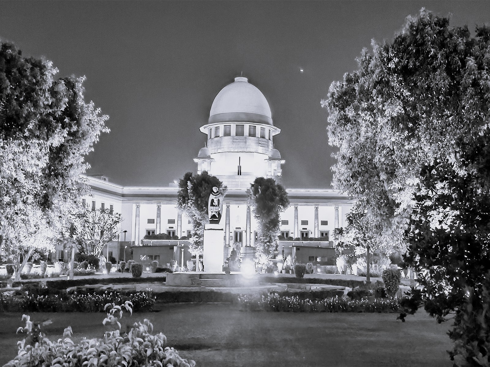 ఢిల్లీ పోలీసులపై సుప్రీం కోర్టు అసహనం