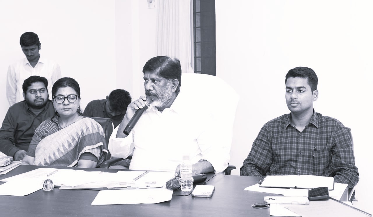 రాష్ట్ర విద్యా రంగం దేశానికి ఆదర్శంగా మారాలి: మంత్రి భట్టి