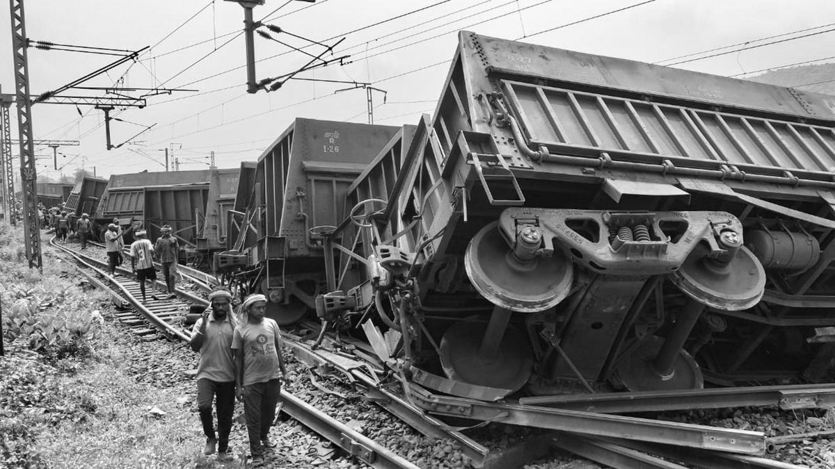 Goods train derails in Jharkhand’s Simdega, disrupts rail traffic