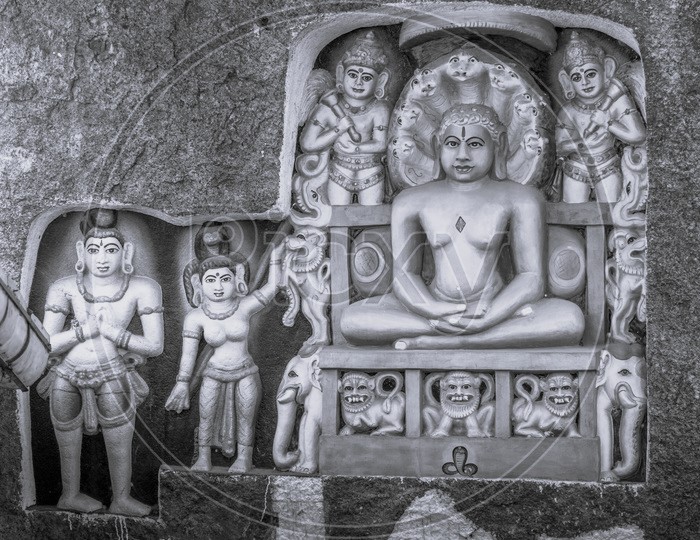 పద్మాక్షి ఆలయం : వరంగల్లోని ఆధ్యాత్మిక, శిల్పకళా నిలయం.