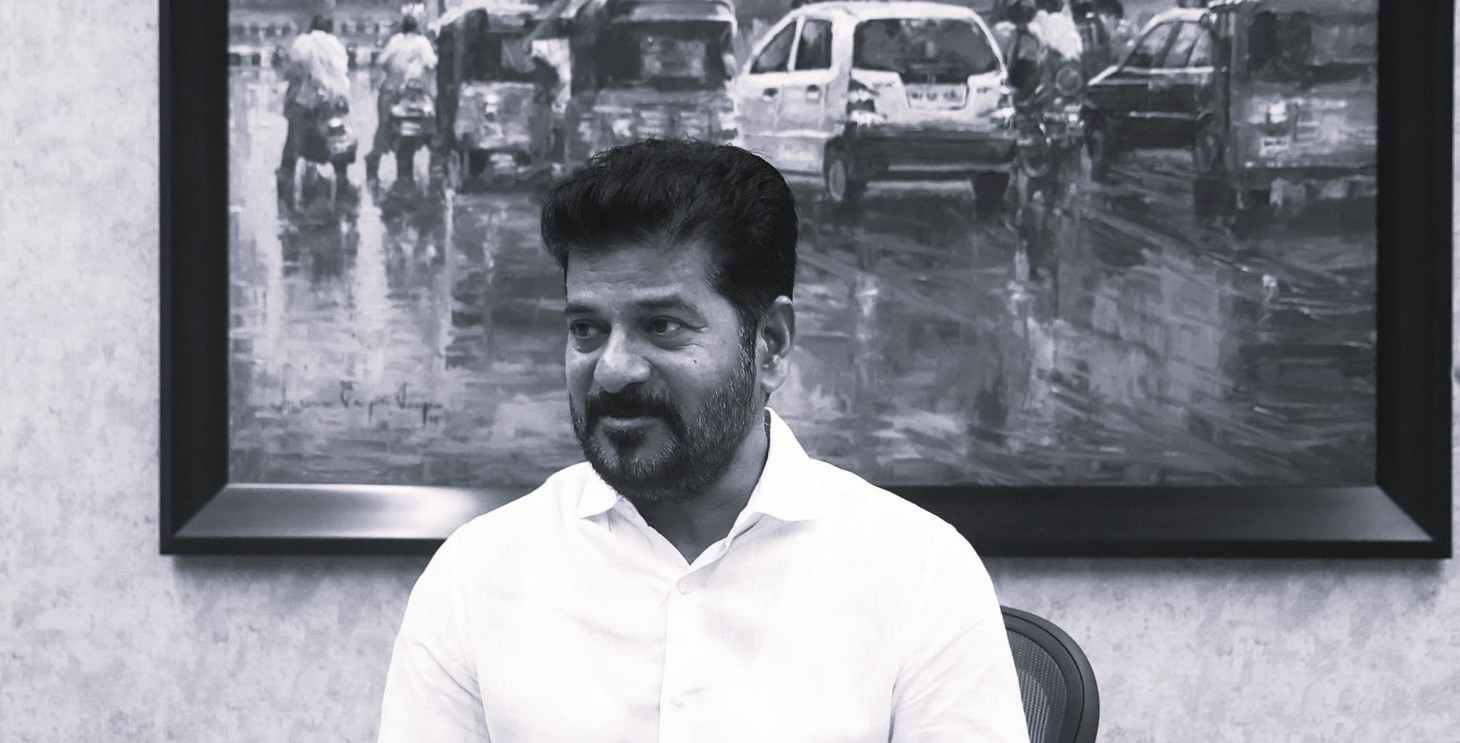 మొంథా తుఫాను ప్రభావంపై సీఎం రేవంత్ సమీక్ష