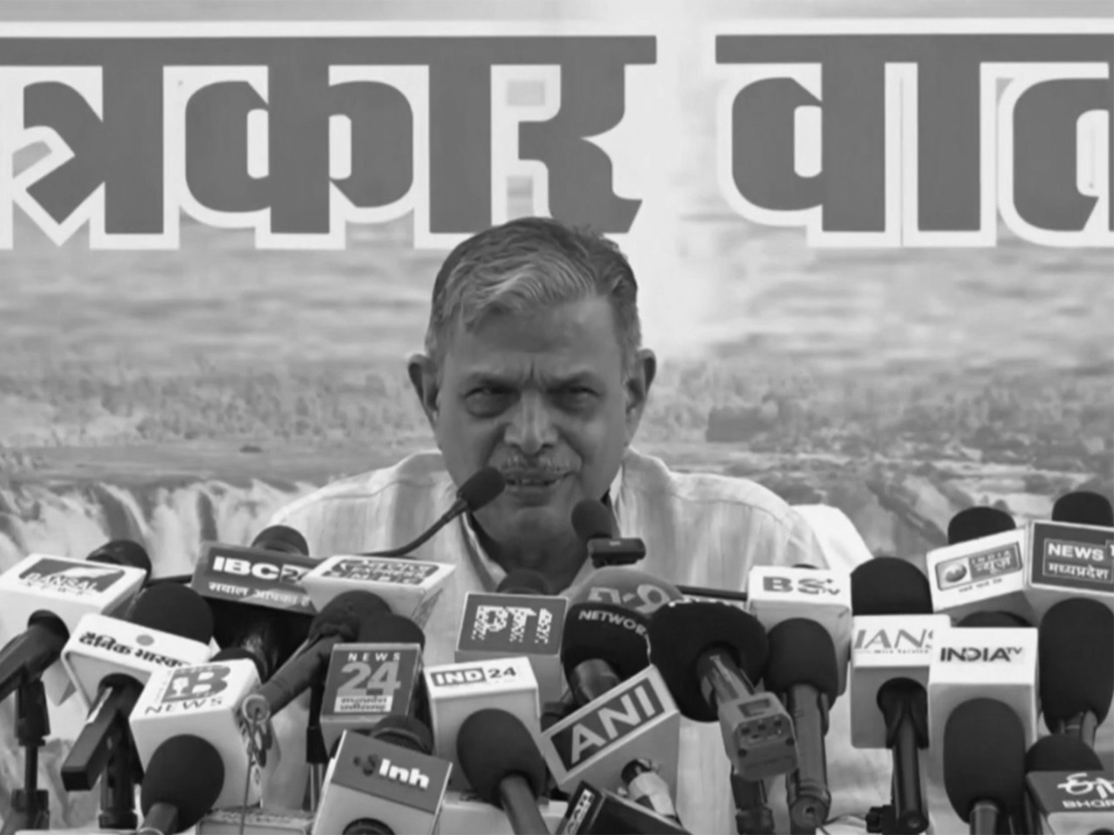 RSS leader Dattatreya Hosabale opposes Mallikarjun Kharge’s call for ban on organisation