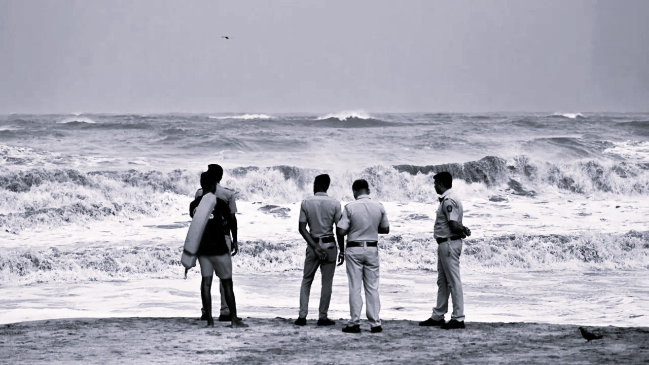 Tragedy at Maipadu beach - Three students drown in Bay of Bengal