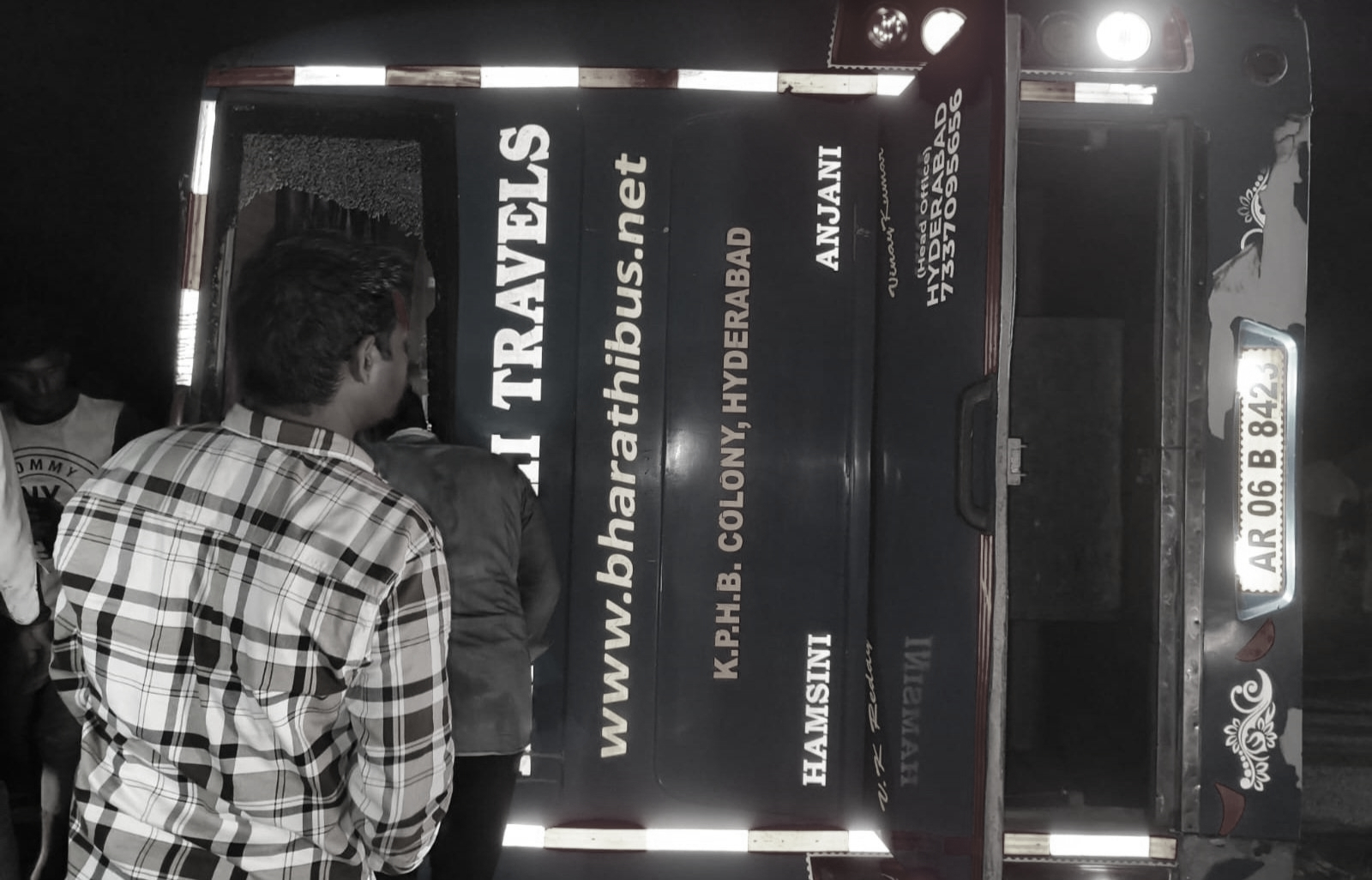 One Killed, several injured as private bus overturns in Eluru District
