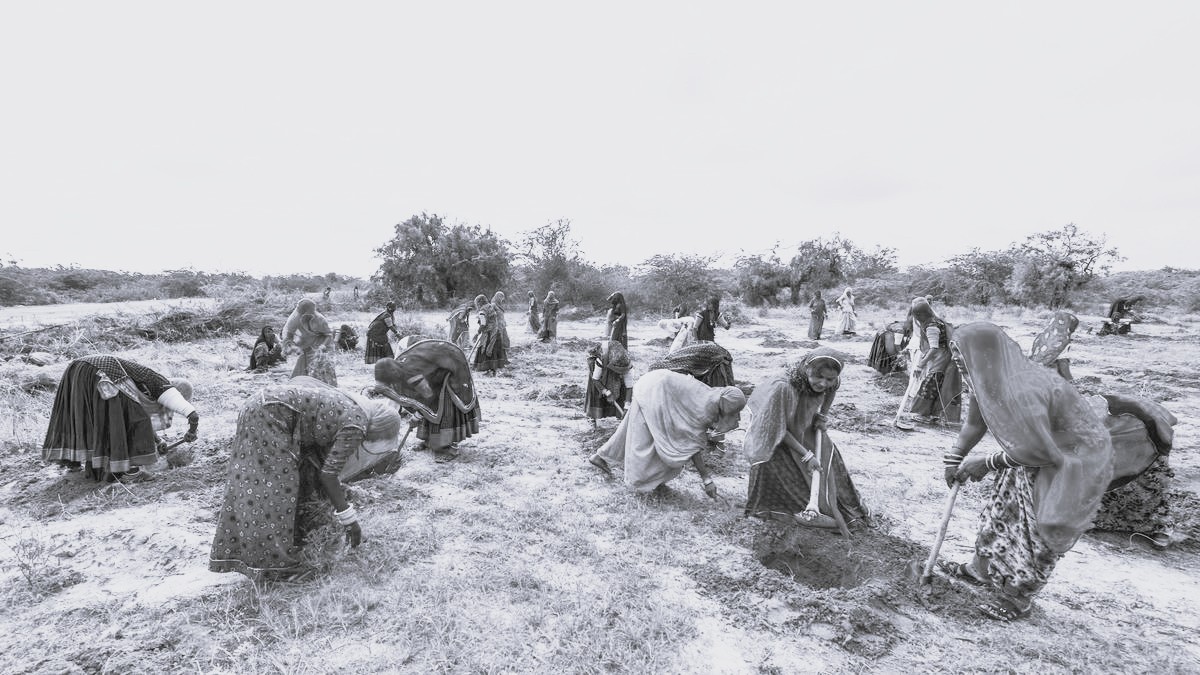 Centre raises MGNREGA work limit to 150 days for J-K: L-G welcomes move