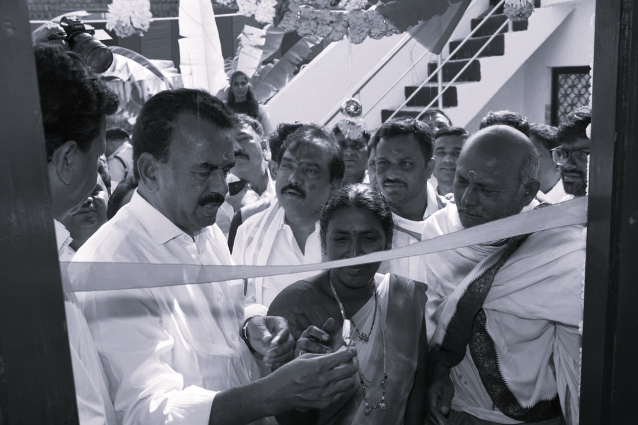 Minister Jupalli inaugurates ‘Indiramma’ house in Adilabad