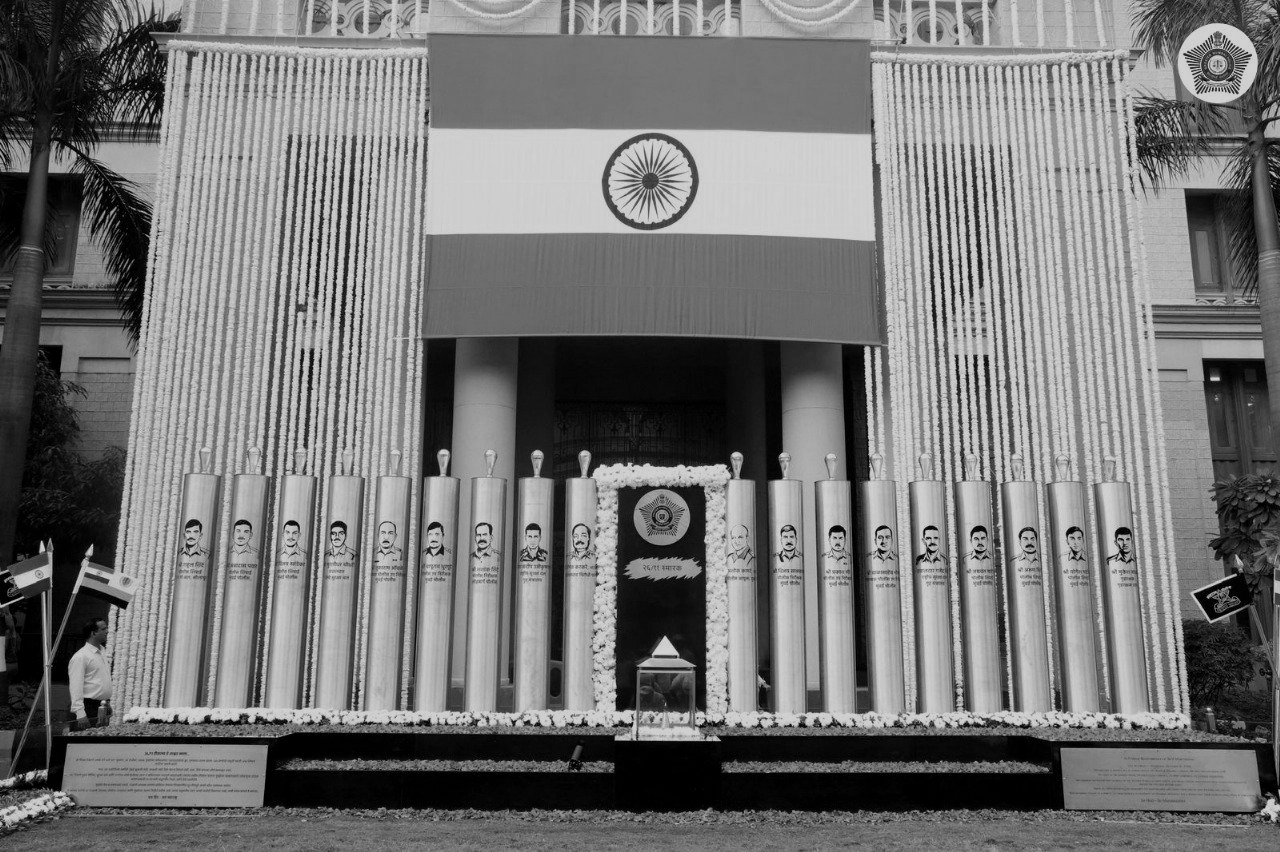 Tributes offered across city as Mumbai recalls 26/11 terror strikes