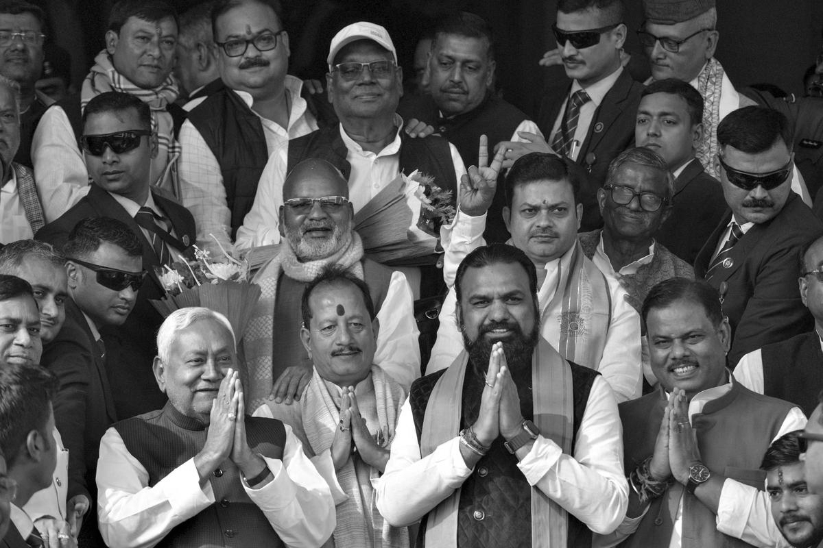 18th Bihar Assembly begins with swearing-in of newly elected members