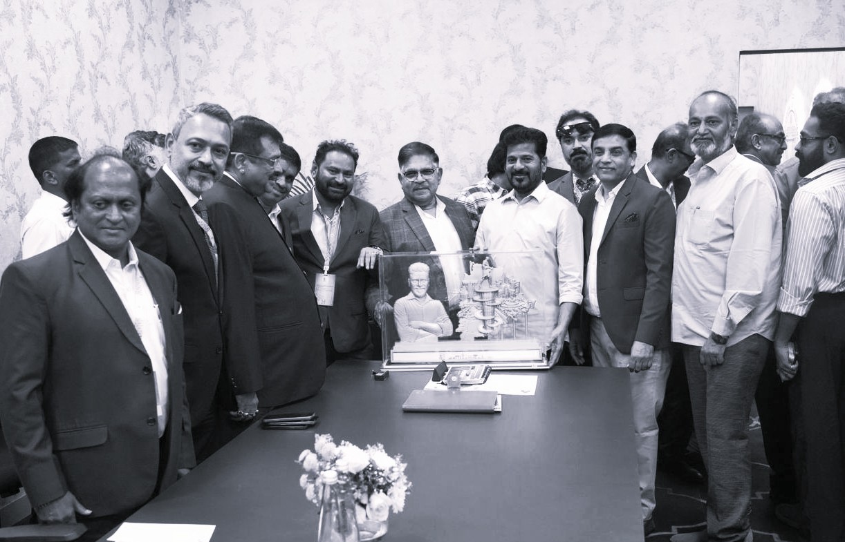 తెలంగాణలో చలనచిత్ర పరిశ్రమకు పూర్తి సహకారం: సీఎం