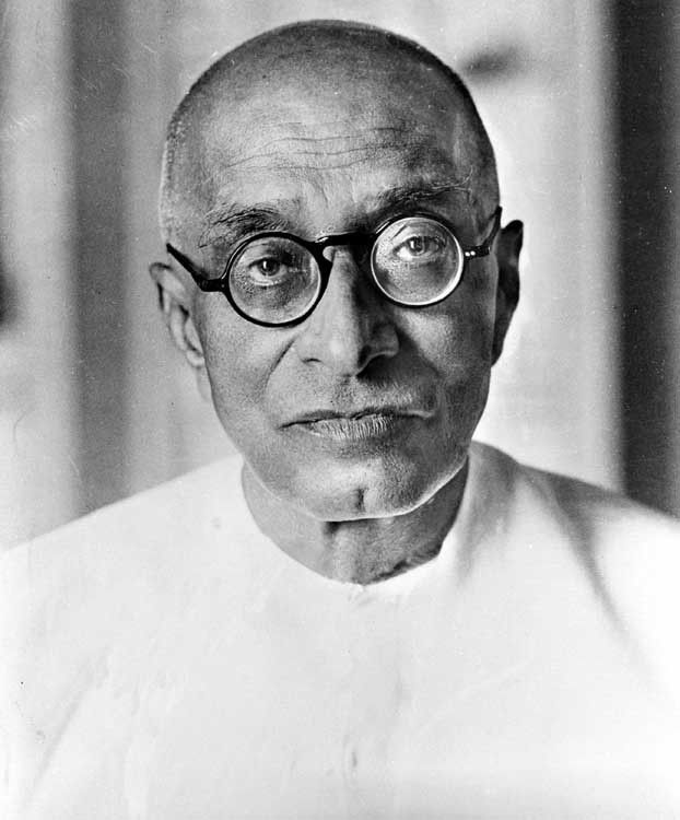 Nation pays tribute to C. Rajagopalachari on Birth Anniversary