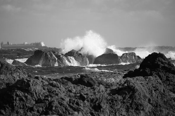 Japan issues tsunami advisory after 6.7 quake jolts northeast