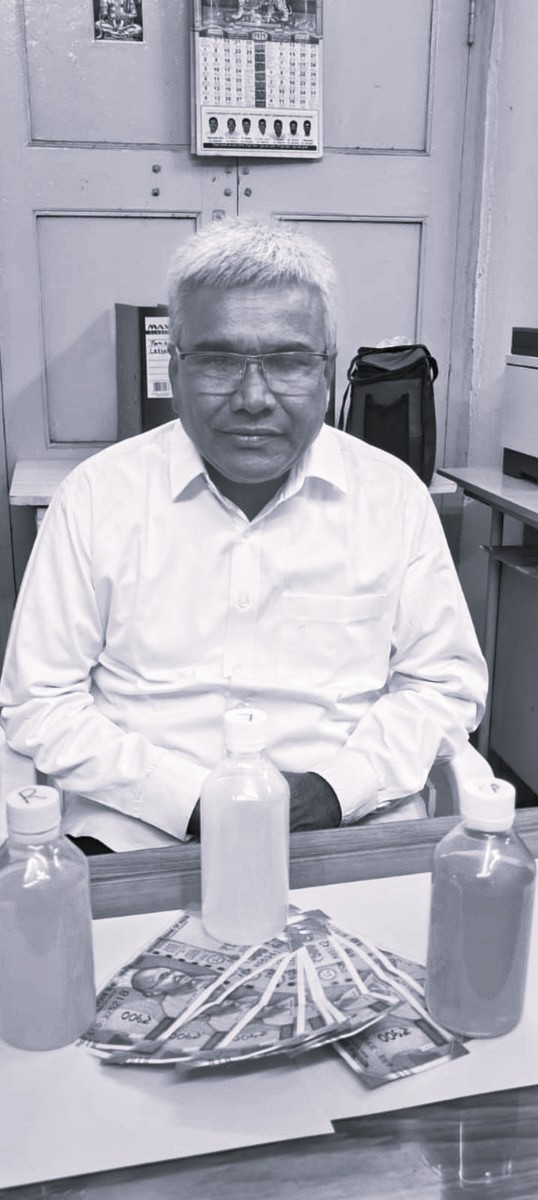 Deputy Executive Engineer caught taking bribe at Osmania University