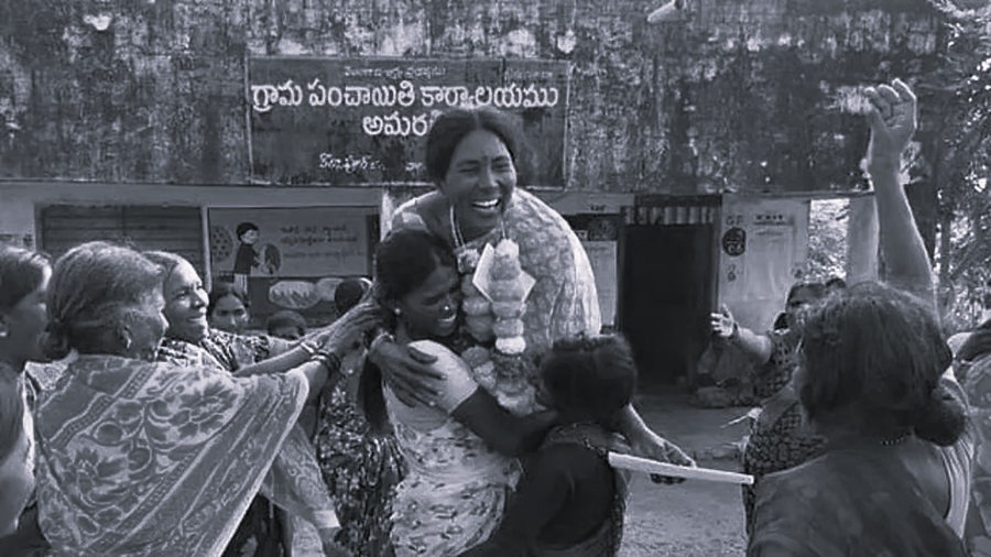 వెట్టిచాకిరి నుంచి సర్పంచ్ స్థాయికి.. గిరిజన మహిళ స్ఫూర్తిదాయక ప్రయాణం!