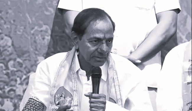 కాంగ్రెస్ ప్రభుత్వంపై సమరశంఖం పూరించిన కేసీఆర్