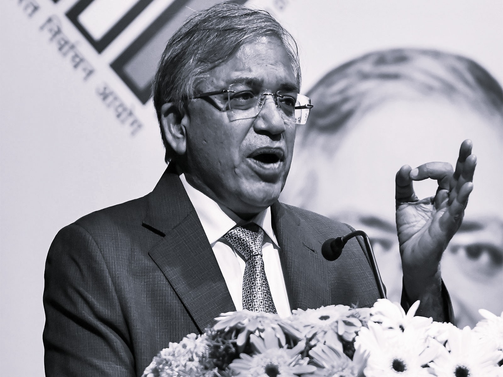 ఓటర్ జాబితా ప్రక్షాళనలో తెలంగాణ ఆదర్శం కావాలి: సీఈసీ