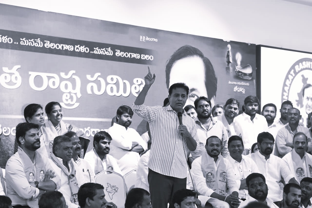 వ్యక్తిగత కక్షలు వదిలి.. ఎన్నికల హామీలు నెరవేర్చండి: కేటీఆర్ హితవు