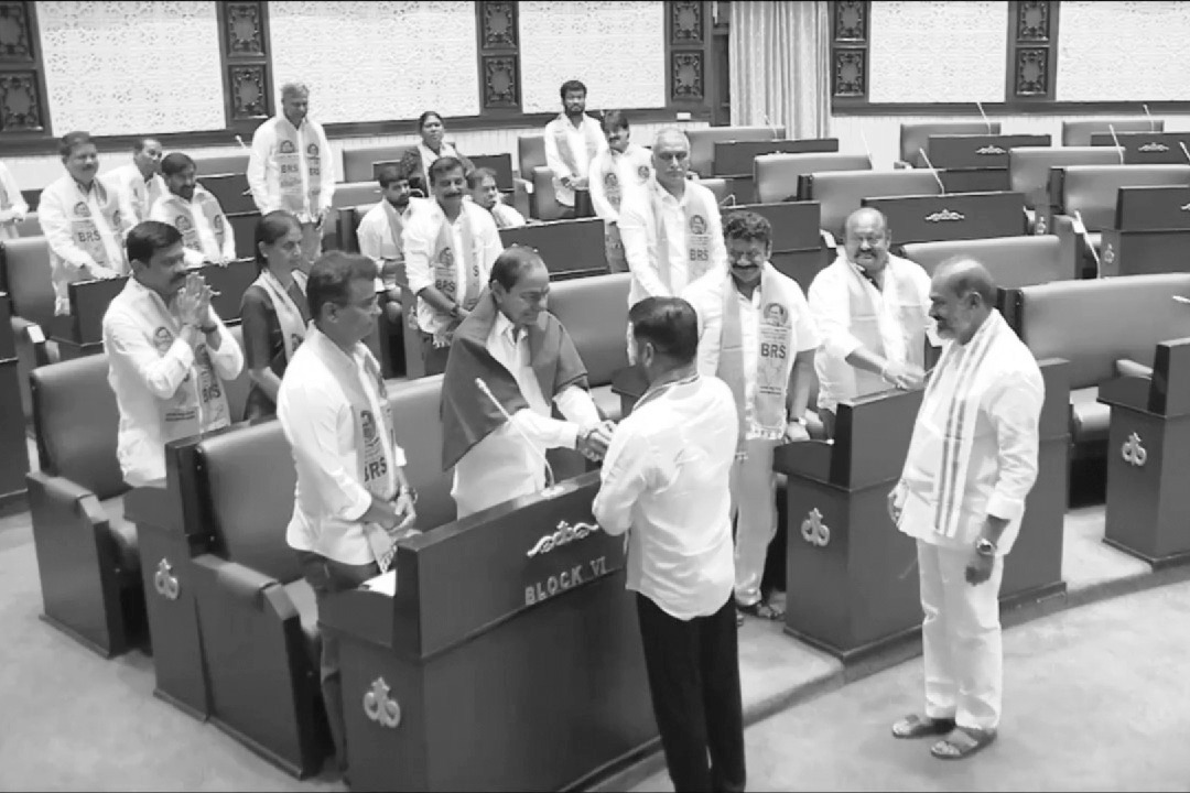 శీతాకాలం అసెంబ్లీ సమావేశాలు మొదలు.. కేసీఆర్ హాజరు