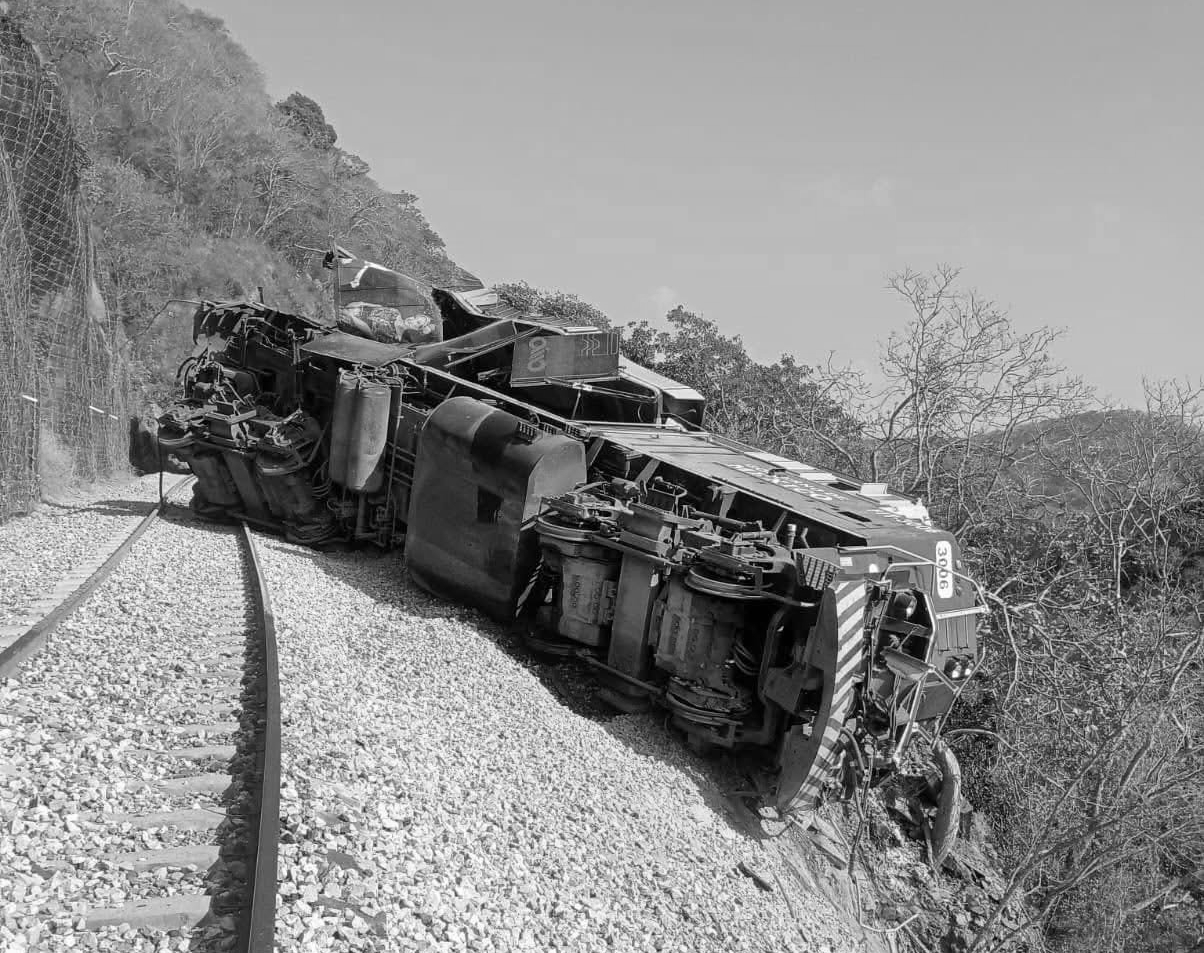 13 killed, nearly 100 injured as interoceanic train derails in Mexico