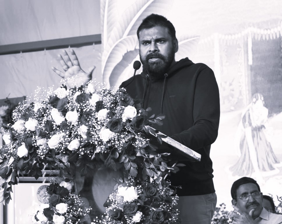 జూదం, కోడిపందాల వంటి చెడు అలవాట్లు భోగిమంటల్లో దహనం కావాలి: డిప్యూటీ సీఎం