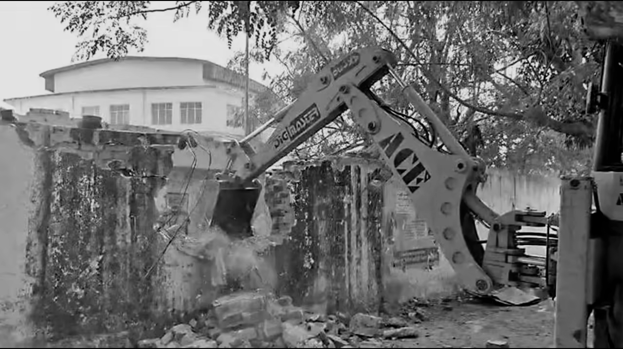UP Bahraich administration demolishes 10 illegal Mazars, Waqf-registered shrine spared