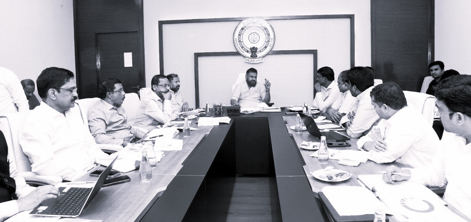 గ్రీన్ కవర్ ప్రాజెక్టులో అన్ని శాఖలూ భాగస్వామ్యం కావాలి: డిప్యూటీ సీఎం