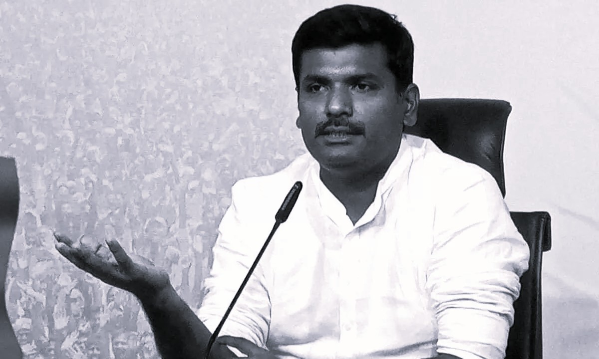 YSRCP Alleges Misuse of Davos Platform by CM Naidu