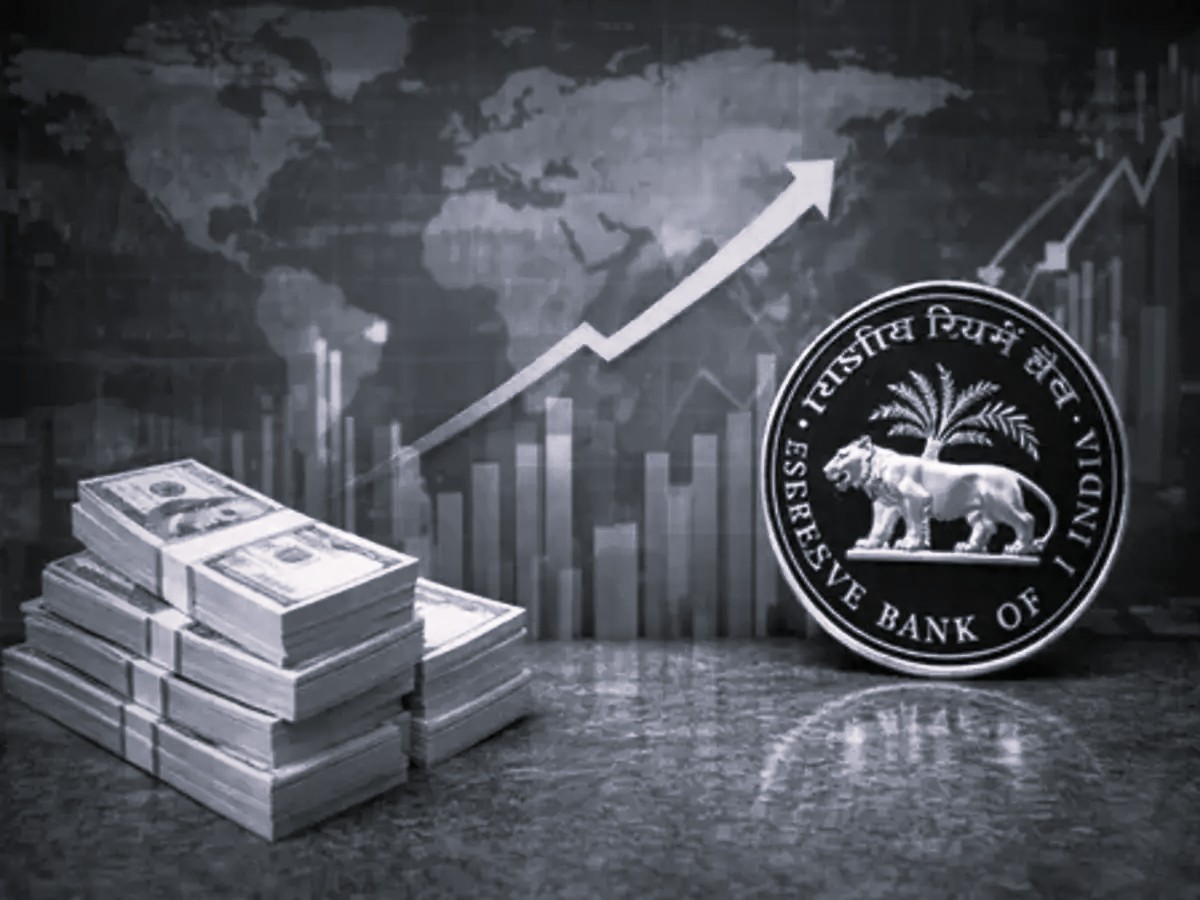 Forex reserves rise by USD 14 bn to USD 700 bn: RBI data