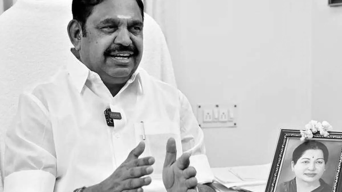 AIADMK promises ₹10 lakh relief, insurance for Jallikattu tamers if party wins