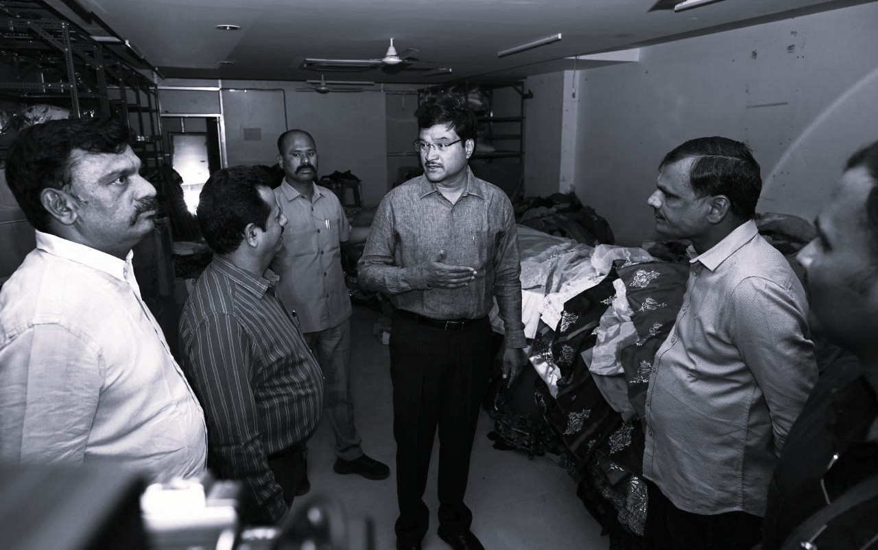 HYDRA Cracks Down on Fire Safety Lapses, Cuts Power to Non-Compliant Showrooms
