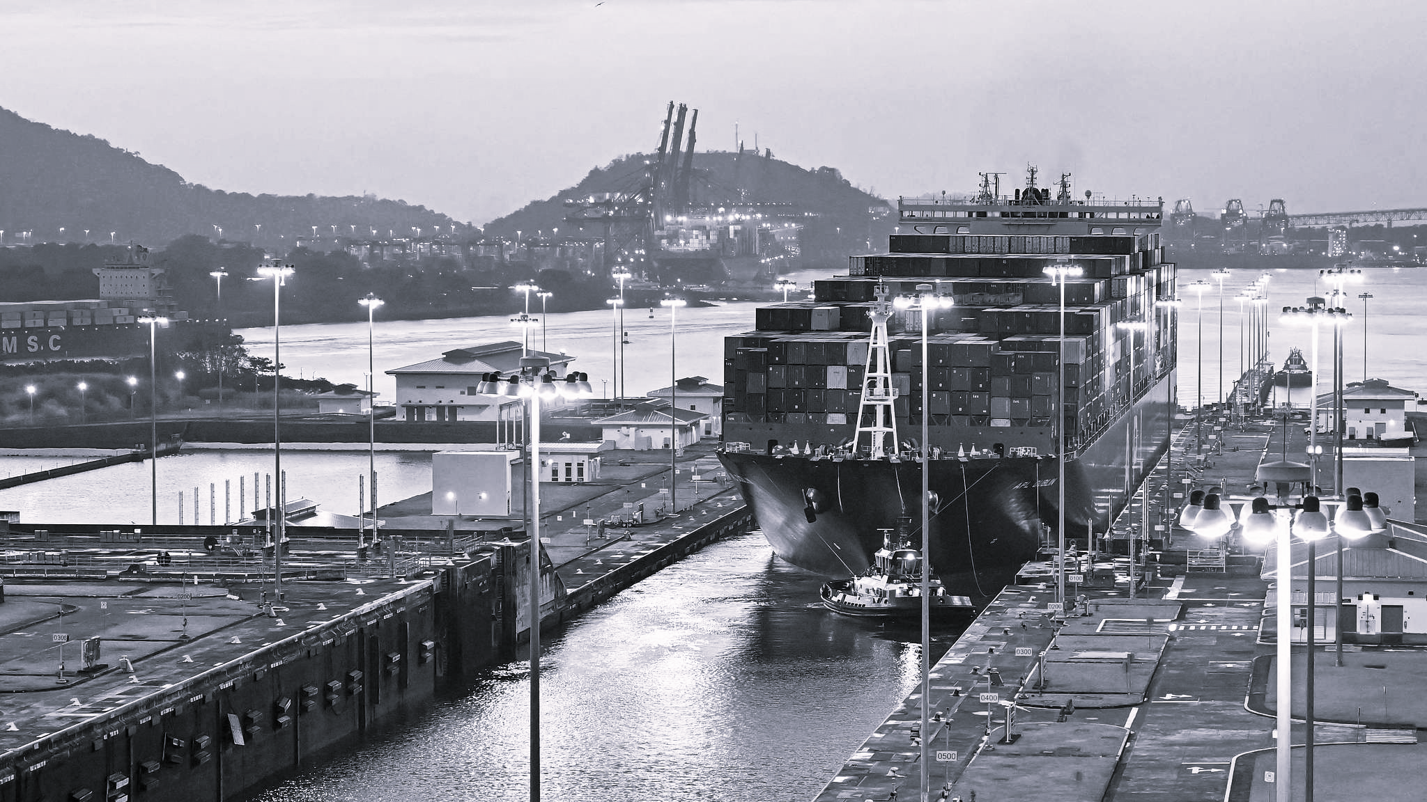 Major blow to China in Panama: Canal locks contract cancelled