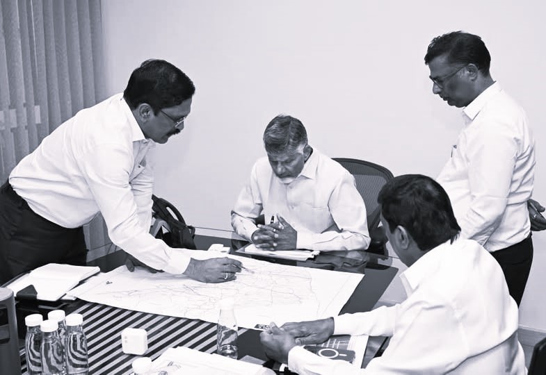 2029 నాటికి జాతీయ రహదారి పనులు పూర్తి చేయండి: సీఎం