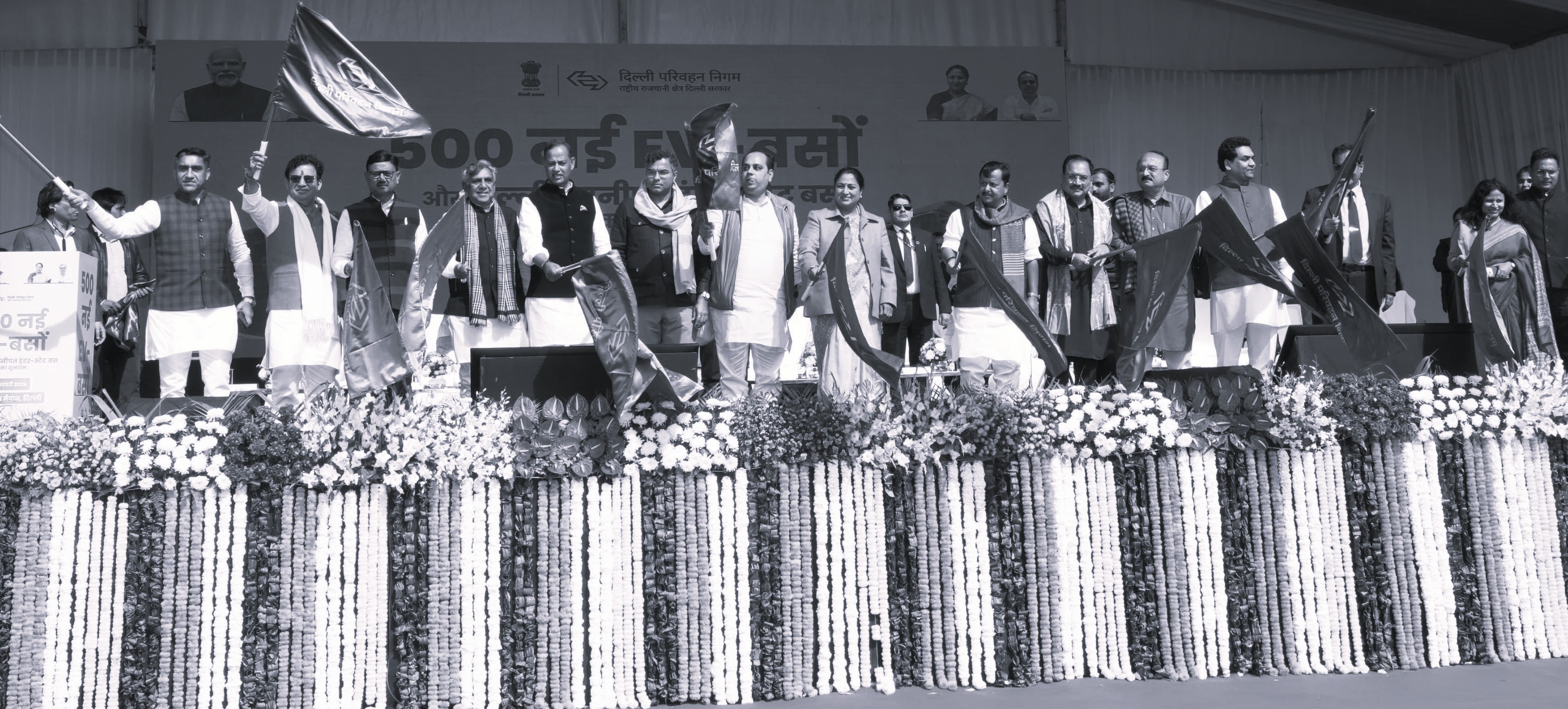 మహిళల ఆధ్వర్యంలో సుపరిపాలన: సీఎం రేఖాగుప్తా
