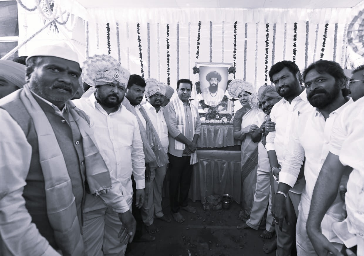 సింగరేణి కార్మికుల హక్కుల కోసం బీఆర్ఎస్ పోరాటం కొనసాగుతుంది: కేటీఆర్