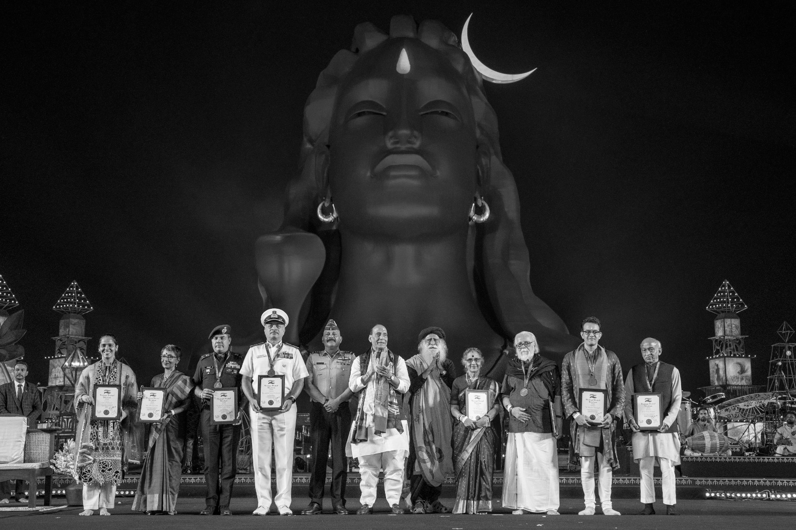 Defence Minister Presents Isha Foundation’s Inaugural Bhavya Bharat Bhushan Awards