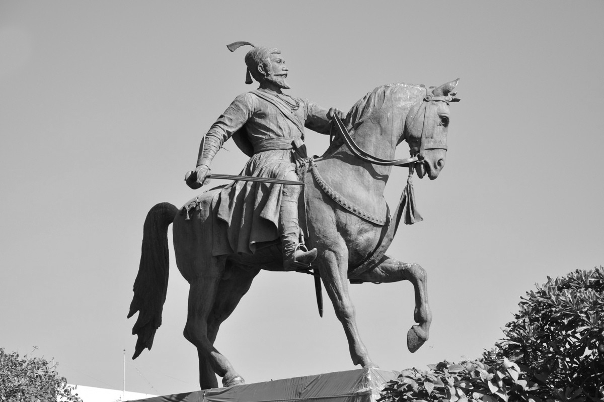 Maharashtra leaders, national figures honour Chhatrapati Shivaji Maharaj