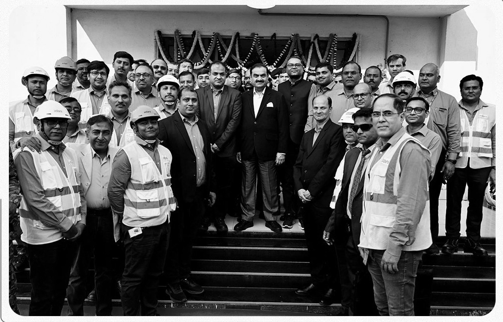 Adani Reviews ₹40,000 Crore Power Projects in Jharkhand, Bihar