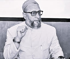 తెలంగాణలో పెరుగుతున్న మతపరమైన ఘటనలు ఆందోళనకరం: ఎంపీ అసదుద్దీన్