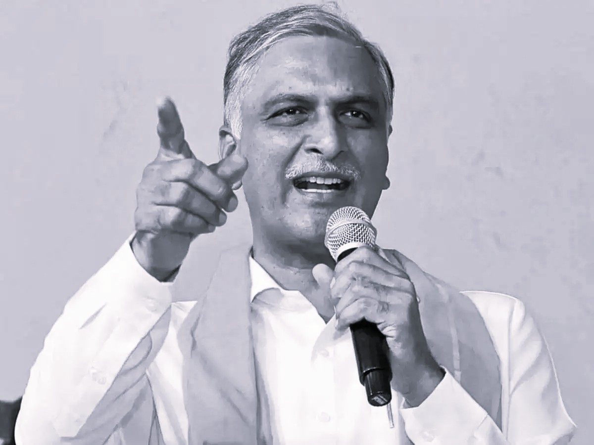 ఖమ్మంలో పేదల ఇళ్ల కూల్చివేత అమానుషం: హరీష్ రావు