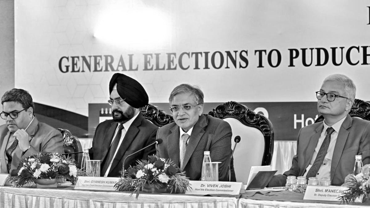 Nation proud of Puducherry’s history of peaceful polls: CEC