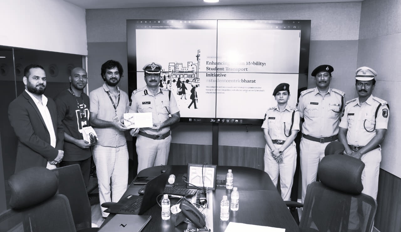 సైబరాబాద్లో ట్రాఫిక్ కష్టాలకు చెక్ పెట్టేలా సరికొత్త డిజిటల్ వ్యవస్థ