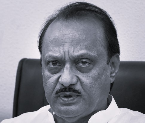 వీఎస్ఆర్ వెంచర్స్ యజమానిని అరెస్ట్ చేయండి: జయ్పవార్